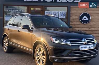 Позашляховик / Кросовер Volkswagen Touareg 2016 в Житомирі