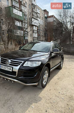 Внедорожник / Кроссовер Volkswagen Touareg 2007 в Хмельницком