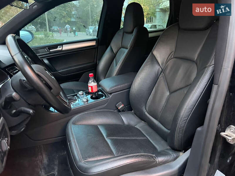 Позашляховик / Кросовер Volkswagen Touareg 2017 в Кривому Розі