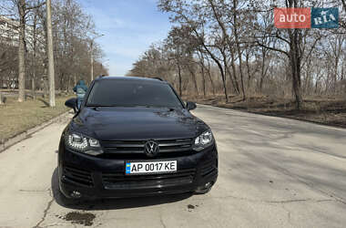 Внедорожник / Кроссовер Volkswagen Touareg 2012 в 