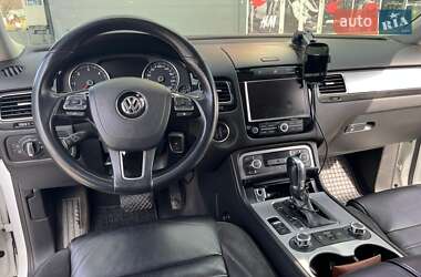 Позашляховик / Кросовер Volkswagen Touareg 2012 в Хмельницькому