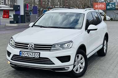 Внедорожник / Кроссовер Volkswagen Touareg 2015 в Одессе