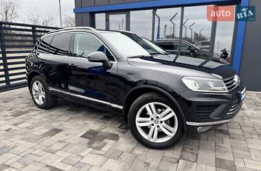 Внедорожник / Кроссовер Volkswagen Touareg 2017 в Ровно