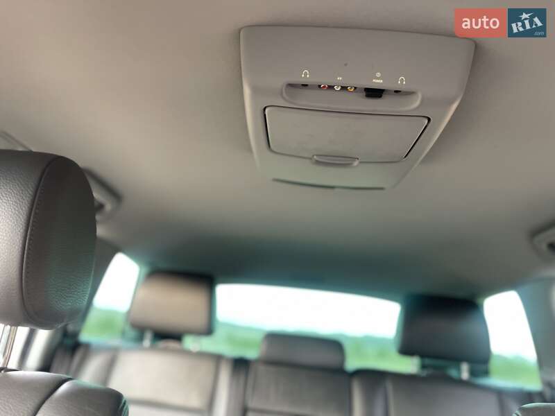 Внедорожник / Кроссовер Volkswagen Touareg 2006 в Новояворовске