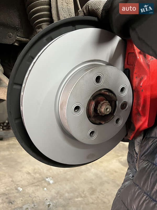 Внедорожник / Кроссовер Volkswagen Touareg 2011 в Белой Церкви