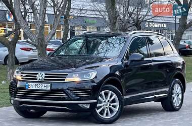 Позашляховик / Кросовер Volkswagen Touareg 2017 в Одесі