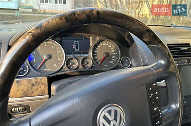 Позашляховик / Кросовер Volkswagen Touareg 2008 в 