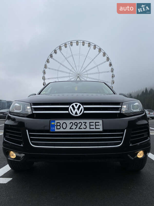 Внедорожник / Кроссовер Volkswagen Touareg 2011 в Ивано-Франковске