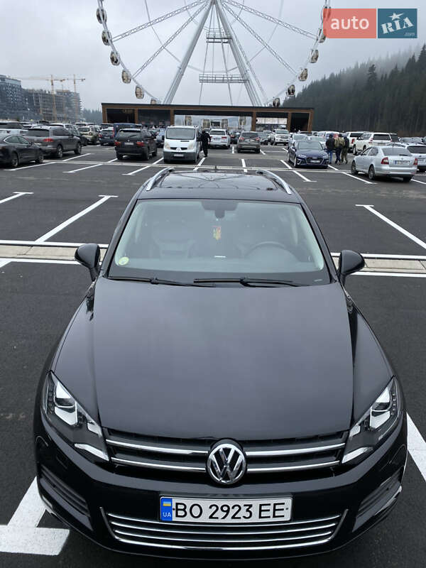 Внедорожник / Кроссовер Volkswagen Touareg 2011 в Ивано-Франковске