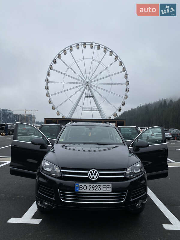 Внедорожник / Кроссовер Volkswagen Touareg 2011 в Ивано-Франковске