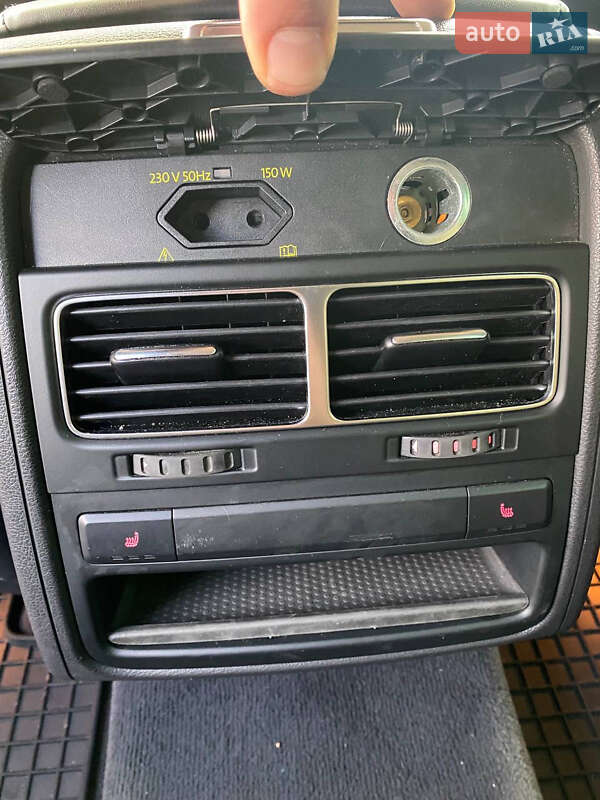 Позашляховик / Кросовер Volkswagen Touareg 2011 в Василькові