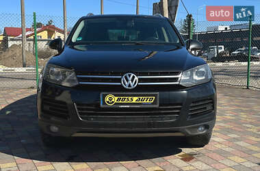 Внедорожник / Кроссовер Volkswagen Touareg 2014 в 