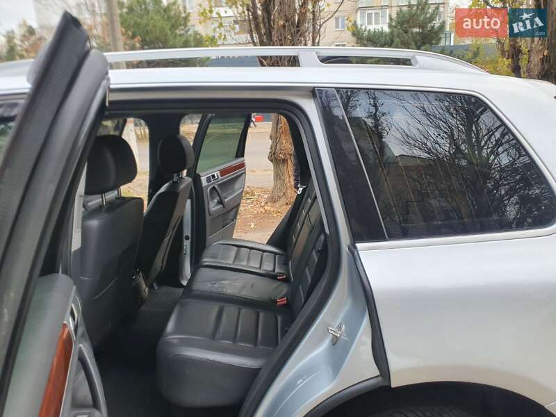 Внедорожник / Кроссовер Volkswagen Touareg 2008 в Николаеве