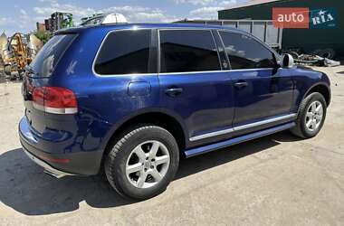 Внедорожник / Кроссовер Volkswagen Touareg 2006 в 