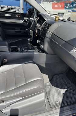 Внедорожник / Кроссовер Volkswagen Touareg 2006 в 