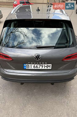 Внедорожник / Кроссовер Volkswagen Touareg 2020 в 