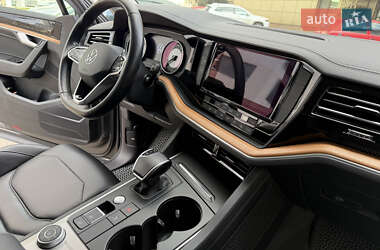 Внедорожник / Кроссовер Volkswagen Touareg 2020 в 