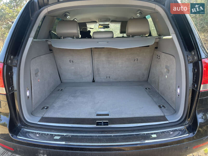 Позашляховик / Кросовер Volkswagen Touareg 2006 в Києві
