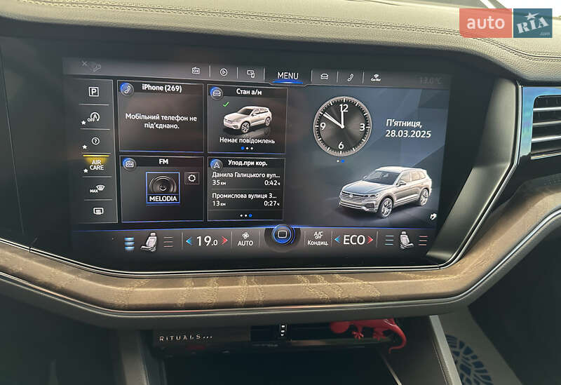 Позашляховик / Кросовер Volkswagen Touareg 2019 в Львові