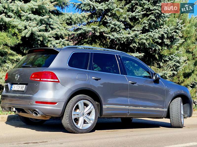 Внедорожник / Кроссовер Volkswagen Touareg 2013 в Киеве фото 3 Внедорожник / Кроссовер Volkswagen Touareg 2013 в Киеве