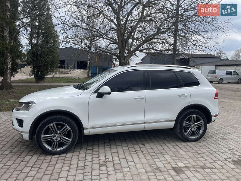 Внедорожник / Кроссовер Volkswagen Touareg 2018 в Ивано-Франковске