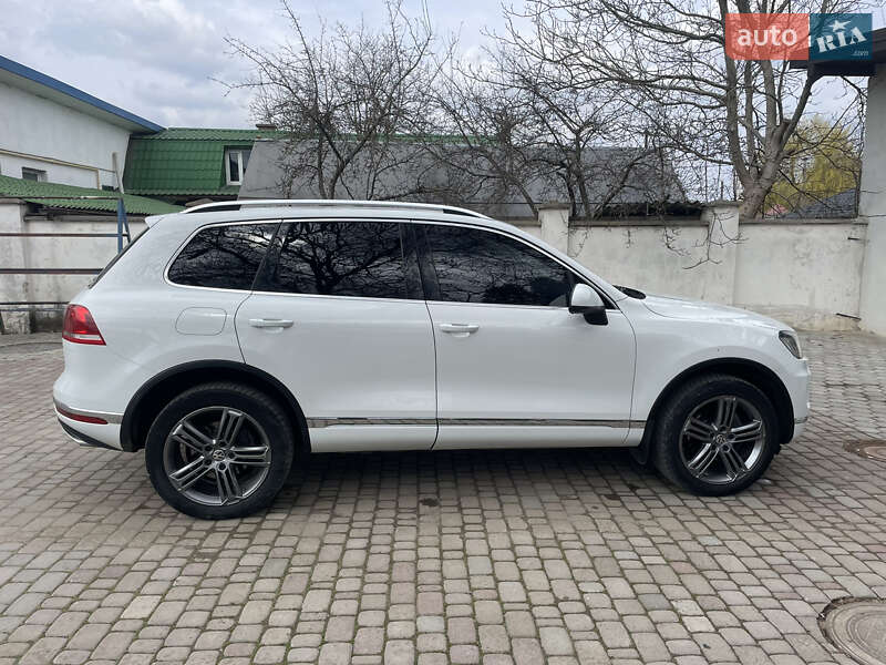 Внедорожник / Кроссовер Volkswagen Touareg 2018 в Ивано-Франковске
