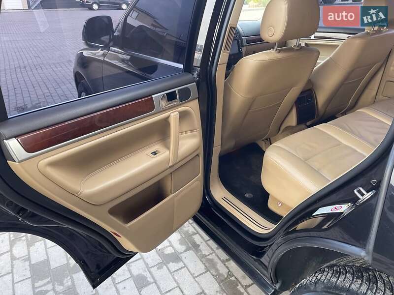 Внедорожник / Кроссовер Volkswagen Touareg 2007 в Городенке