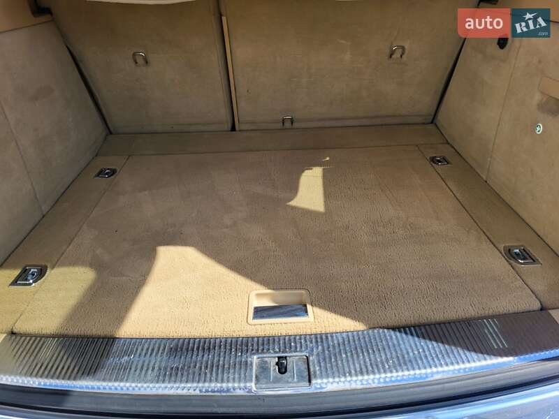 Внедорожник / Кроссовер Volkswagen Touareg 2009 в Тернополе