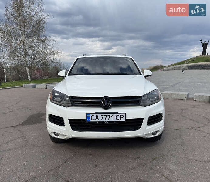 Внедорожник / Кроссовер Volkswagen Touareg 2011 в Черкассах фото 2 Внедорожник / Кроссовер Volkswagen Touareg 2011 в Черкассах