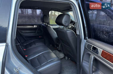 Позашляховик / Кросовер Volkswagen Touareg 2005 в 