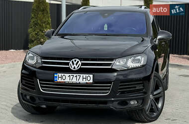 Внедорожник / Кроссовер Volkswagen Touareg 2013 в 