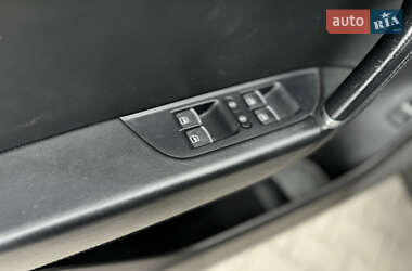 Внедорожник / Кроссовер Volkswagen Touareg 2013 в 