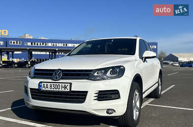 Внедорожник / Кроссовер Volkswagen Touareg 2014 в 