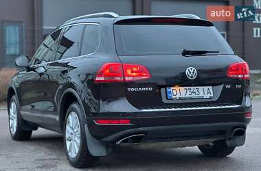 Позашляховик / Кросовер Volkswagen Touareg 2012 в 