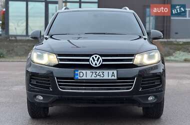 Позашляховик / Кросовер Volkswagen Touareg 2012 в 