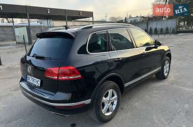 Позашляховик / Кросовер Volkswagen Touareg 2016 в 