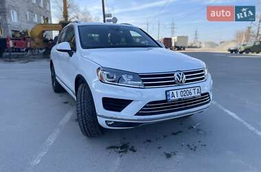 Позашляховик / Кросовер Volkswagen Touareg 2017 в 