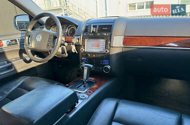 Позашляховик / Кросовер Volkswagen Touareg 2006 в 