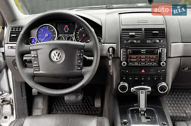 Позашляховик / Кросовер Volkswagen Touareg 2008 в 