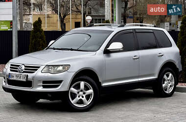 Позашляховик / Кросовер Volkswagen Touareg 2008 в 