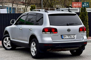 Позашляховик / Кросовер Volkswagen Touareg 2008 в 