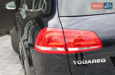 Позашляховик / Кросовер Volkswagen Touareg 2016 в 