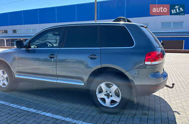 Внедорожник / Кроссовер Volkswagen Touareg 2005 в 