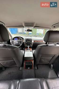 Внедорожник / Кроссовер Volkswagen Touareg 2007 в 