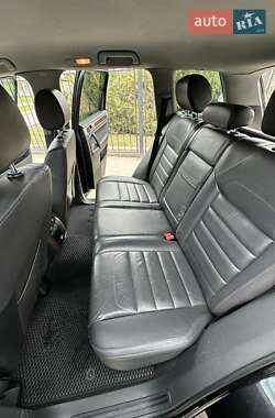 Внедорожник / Кроссовер Volkswagen Touareg 2007 в 