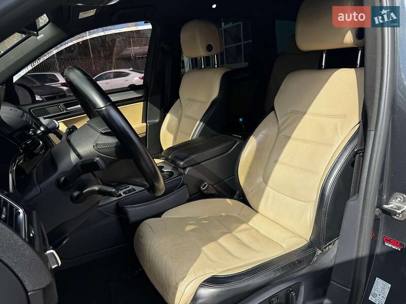 Внедорожник / Кроссовер Volkswagen Touareg 2015 в Харькове