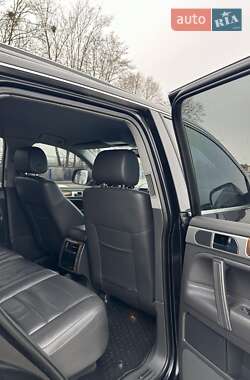 Внедорожник / Кроссовер Volkswagen Touareg 2008 в 