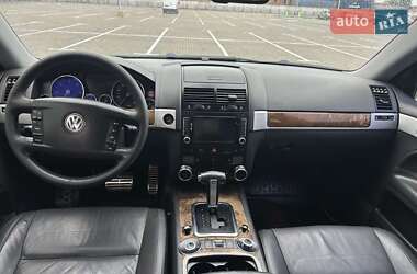 Внедорожник / Кроссовер Volkswagen Touareg 2008 в 