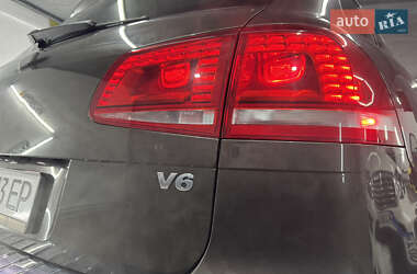 Внедорожник / Кроссовер Volkswagen Touareg 2016 в 