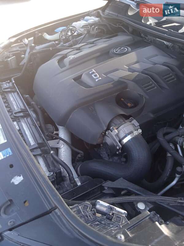 Внедорожник / Кроссовер Volkswagen Touareg 2012 в Первомайске фото 21 Внедорожник / Кроссовер Volkswagen Touareg 2012 в Первомайске